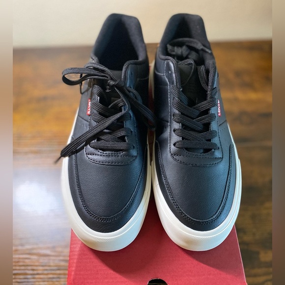 Levi’s Men’s black shoes Size-9m - Picture 1 of 10